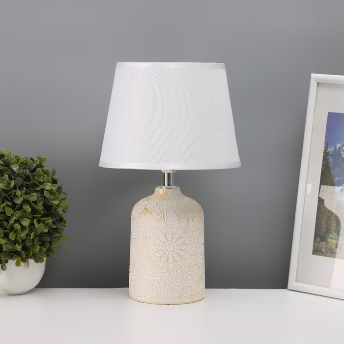 Лампа настольная «Цветочное поле» 1×40 Вт Е14 белый/золото 20×20×34 см - Фото 1