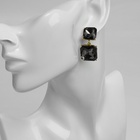 Серьги со стразами «Иллюзион» полутона квадраты, серые в золоте - Фото 4