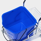 Тележка уборочная одноведерная с вертикальным отжимом и сеткой, синее ведро 25 л, хромированная рама - Фото 6