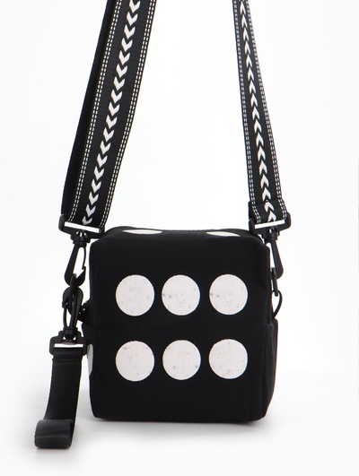 Сумка для девочки на молнии, регулируемый ремень, цвет черный