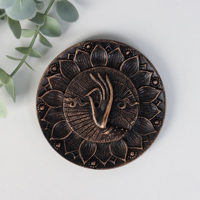 Подставка для благовоний полистоун «Рука - Чин мудра», бронза, 9.8×9.8×1 см