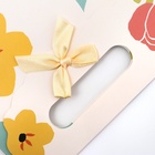 Подарочная коробка - пакет, упаковка с вырубной ручкой, «Цветочки» , 19×9×27 см 10745973