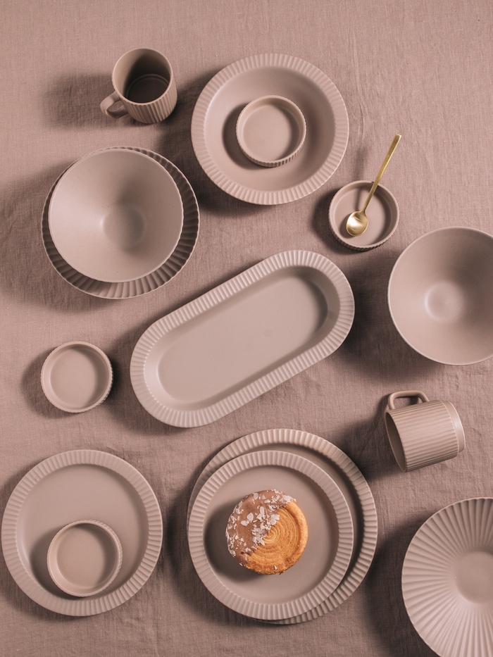 Тарелки Magistro Jarwah Lausanne, d=25 см, обеденные, набор 2 шт., фарфор, бежевые - фото 114943833