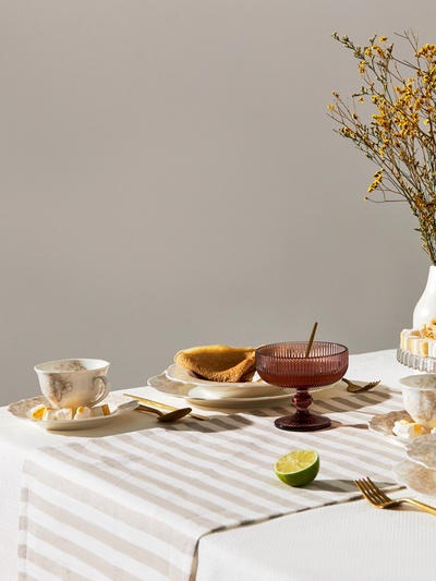 Дорожка на стол Этель Soprano 40×146 см, лён 100%, 180 г/м², белая/серая