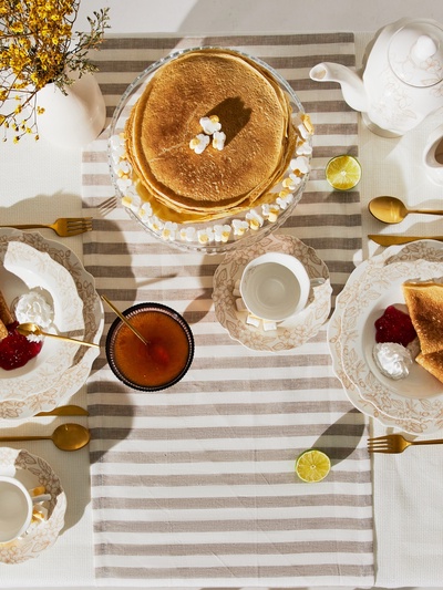 Дорожка на стол Этель Soprano 40×146 см, лён 100%, 180 г/м², белая/серая