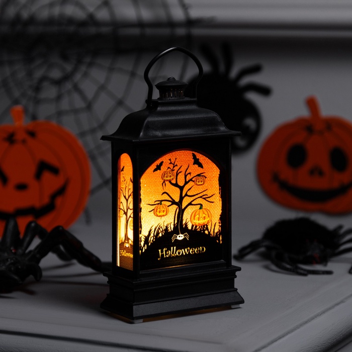 Светодиодная фигура «Фонарь с ведьмой» 6 × 13 × 4 см, пластик, батарейки AG13х3 (в комплекте), свечение тёплое белое - Фото 1