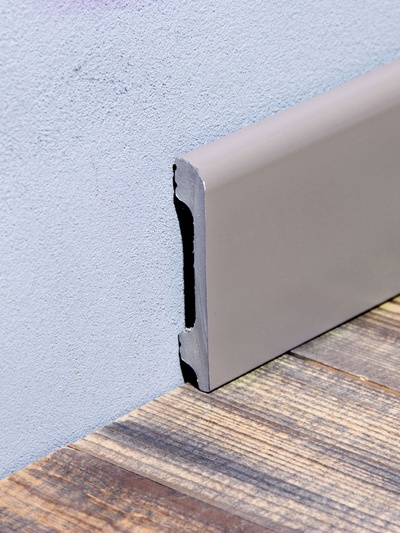 Плинтус напольный «Солид» 8 UHD 05/80, 13×80×2400 мм, цвет камель