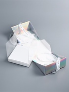 Коробка под бенто-торт с ленточками, голография, 15.5×15.5×16 см 10745956