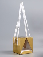 Коробка под бенто - торт с ленточками, золотая, 15.5×15.5×16 см - Фото 2