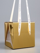 Коробка под бенто - торт с ленточками, золотая, 15.5×15.5×16 см - Фото 3