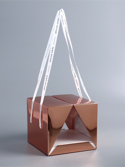 Коробка под бенто - торт с ленточками, розовое - золото, 21×21×18 см