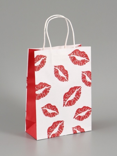 Пакет подарочный крафтовый «Поцелуи» 18×8×25 см