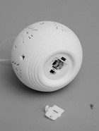 Ёлочный шар «Ёлки», 9×9х9.8 см, 1 LED, от батареек LR44×3, свечение тёплое белое 10502156 - фото 16956126