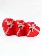 Набор подарочных коробок сердце 3 в 1, красный с розовым бантом, 31×27×13.3; 28×25×11.7; 26×23×10.3 см - Фото 2