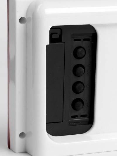 Часы будильник настольные, на батарейках, 17.9 х 10.9 х 4.1 см, циферблат 10.9 х 15.5 см