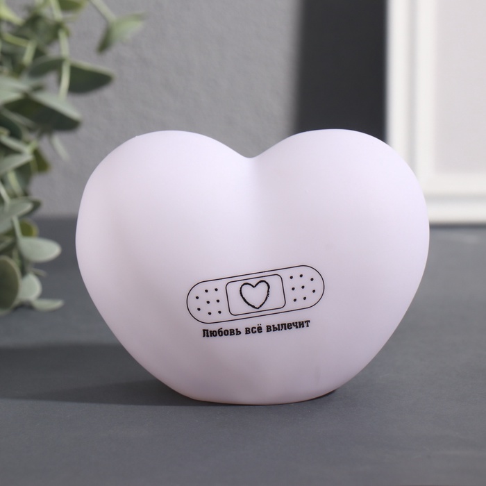 Фигурка светящаяся RISALUX «Сердце. Пластырь», LED-ночник, 3хLR44, 8×11×7 см - Фото 1