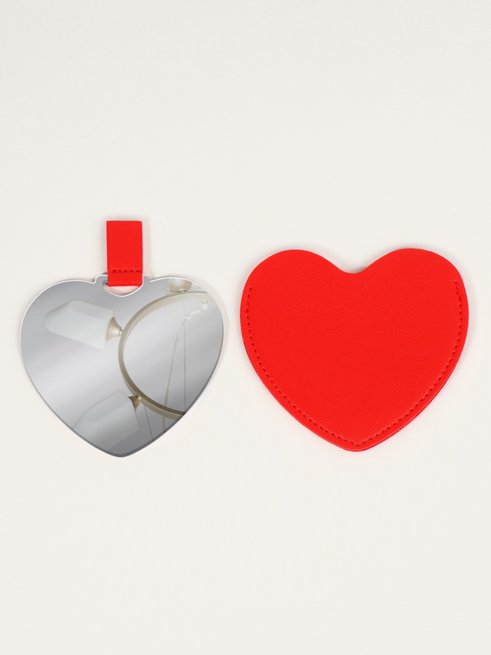 Зеркало карманное «Сердце», 8.4×9.5 см, в чехле из искусственной кожи, красное - Фото 1
