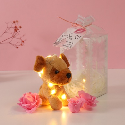 Набор подарочный «Пёсик беж», мыльные розовые розы 5 шт., роса, 7×7×12 см