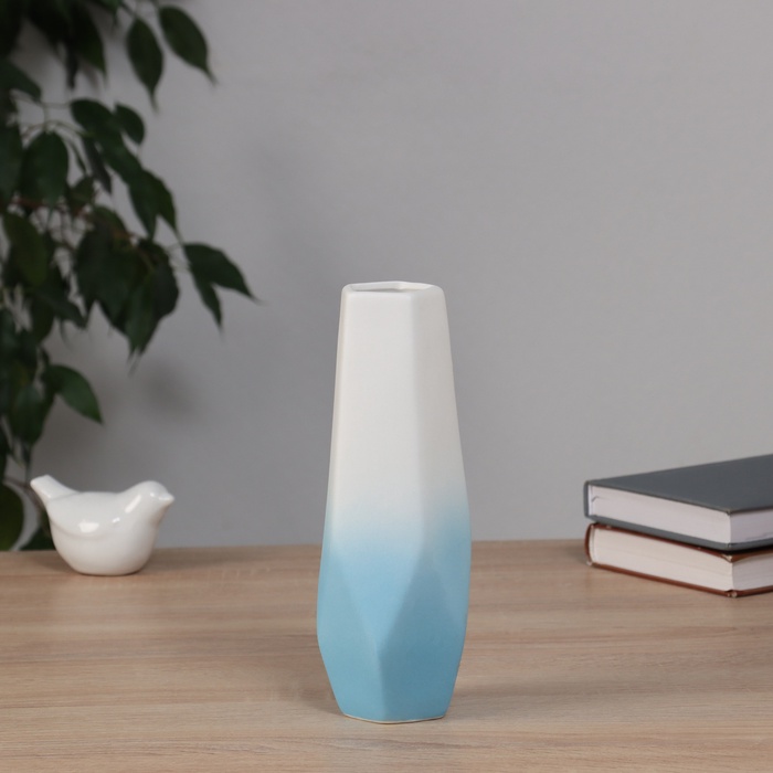 Ваза для цветов «Хайди», грани галант, 21×7 см, керамика, белая, голубая - Фото 1