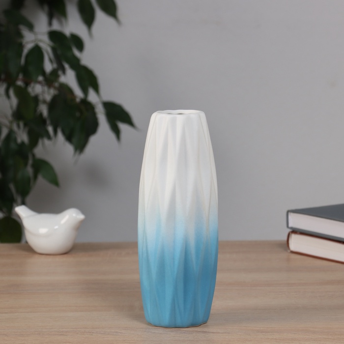 Ваза для цветов «Хайди», грани стиль, 20.5×6.5 см, керамика, белая, голубая - Фото 1