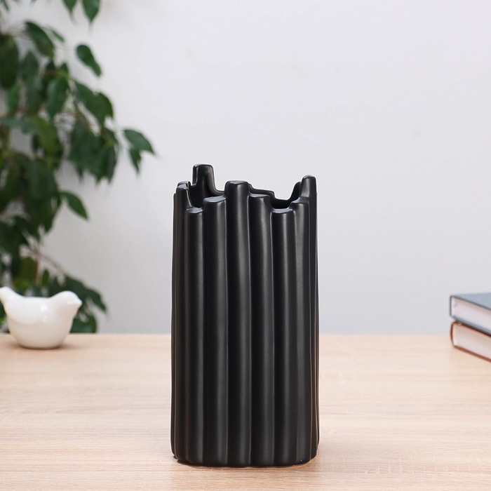 Ваза настольная «Барнаби», 21×10.5 см, керамика, чёрная