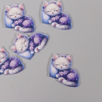 Декор для творчества акрил «Котёнок в пижамке сладко спит на подушке», 2.9×3.4×0.3 см
