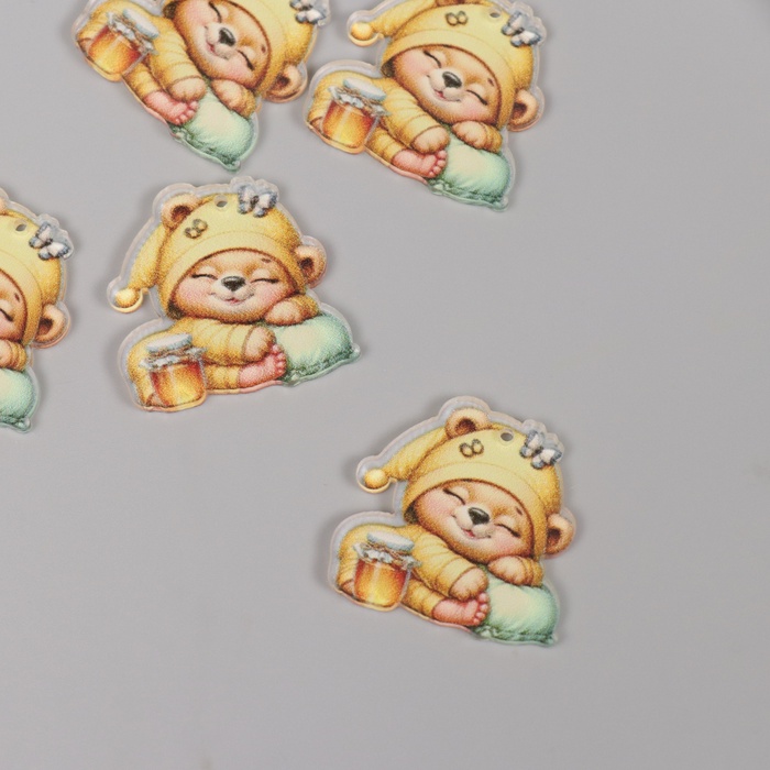 Декор для творчества акрил «Медвежонок в пижамке с баночкой мёда сладко спит», 3×3×0.2 см - Фото 1