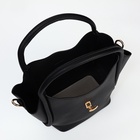 Сумка женская тоут на клапане, с косметичкой, 17×11×22 см, однотонная, чёрная - Фото 11