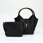 Сумка женская тоут на клапане, с косметичкой, 17×11×22 см, однотонная, чёрная - Фото 9