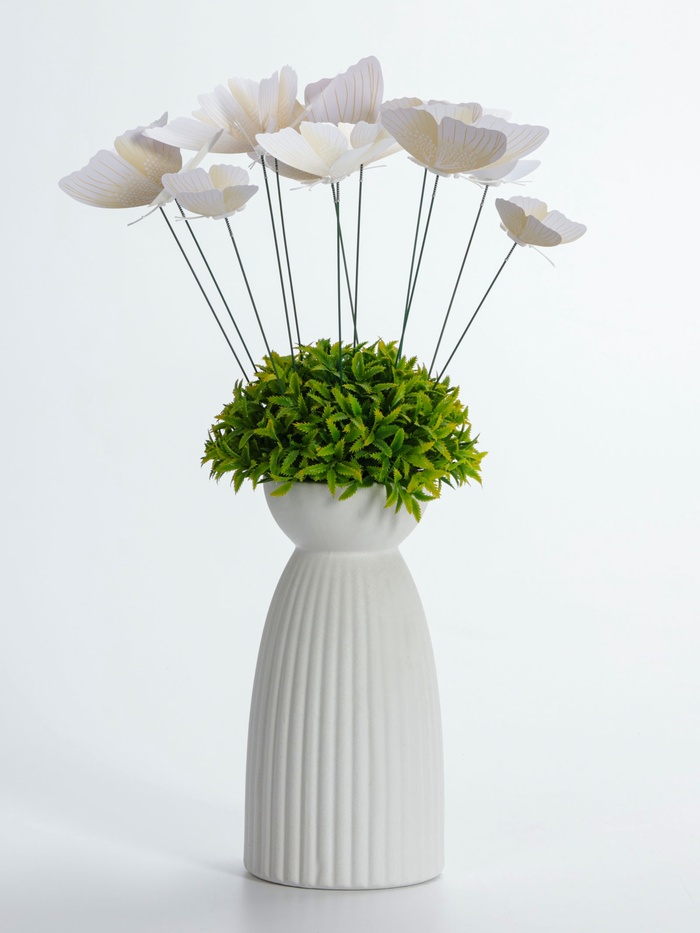 Штекер садовый «Бабочки», 12, 10, 8, 6, 4 см, набор 12 шт., белый - Фото 1