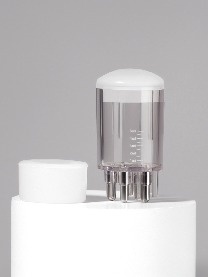 Аппликатор для волос и головы, с резервуаром, 5 мл, d=2.7×5.5 см, белый, прозрачный - Фото 1