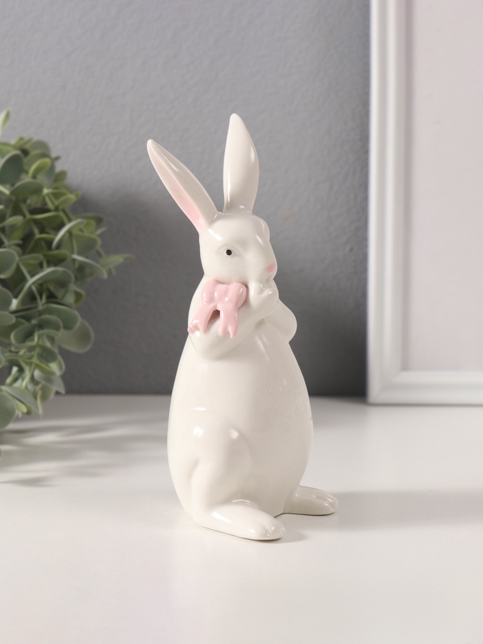 Фигурка керамика «Белый кролик с розовым бантиком», 6×6.5×16 см - Фото 1