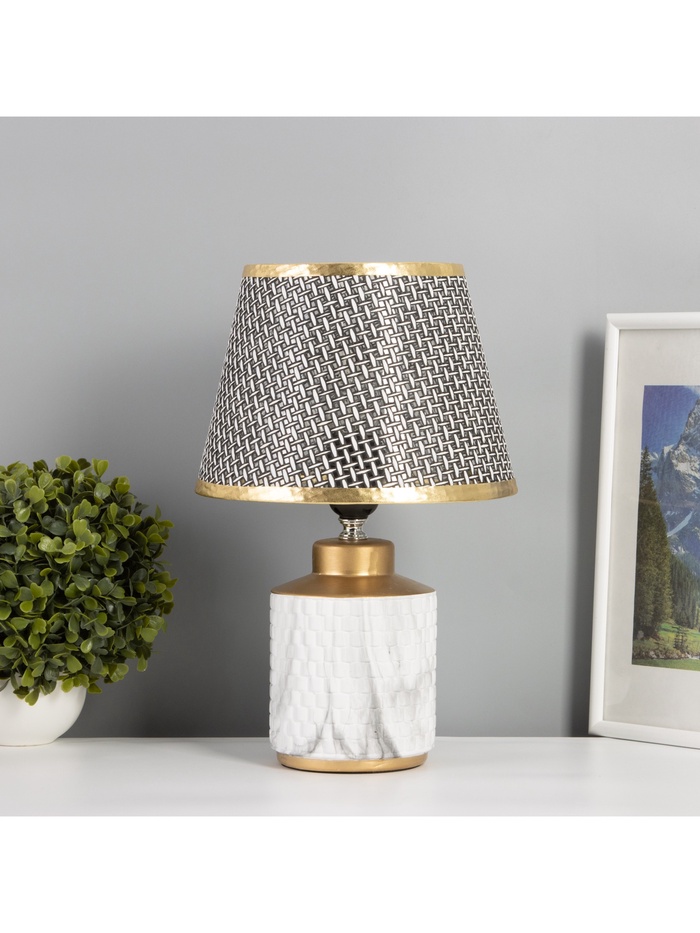 Лампа настольная «Мрамор» 1×40 Вт Е27 черный/золото 22.5×22.5×35 см - Фото 1