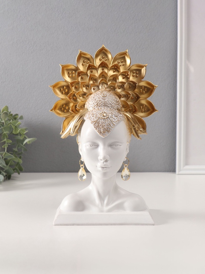 Бюст фигурка полистоун «Девушка с золотой георгиной-короной», белый, 8.6×17×26.6 см - Фото 1