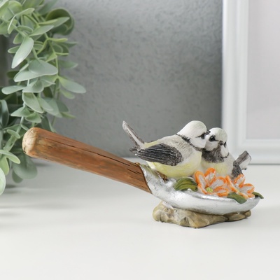 Фигурка полистоун «Синички на лопате, с цветами», 17×5.5×7 см