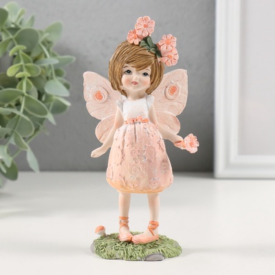 Фигурка полистоун «Девочка-фея с цветочками в волосах», 7.5×5×14.5 см