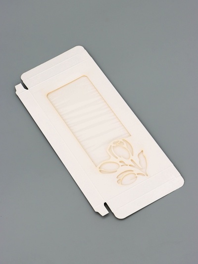 Подарочная коробка под плитку шоколада, с вырубным окном, «Тюльпаны», 17.1×8×1.4 см