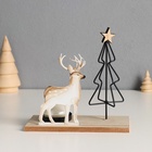 Подсвечник на 1 свечу «Олень у ёлочки», d=4 см, металл, дерево, 7.5×16×16 см - Фото 1