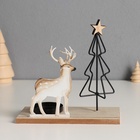 Подсвечник на 1 свечу «Олень у ёлочки», d=4 см, металл, дерево, 7.5×16×16 см - Фото 2
