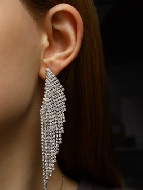 Серьги висячие со стразами «Вечное сияние» крылья, белые в серебре