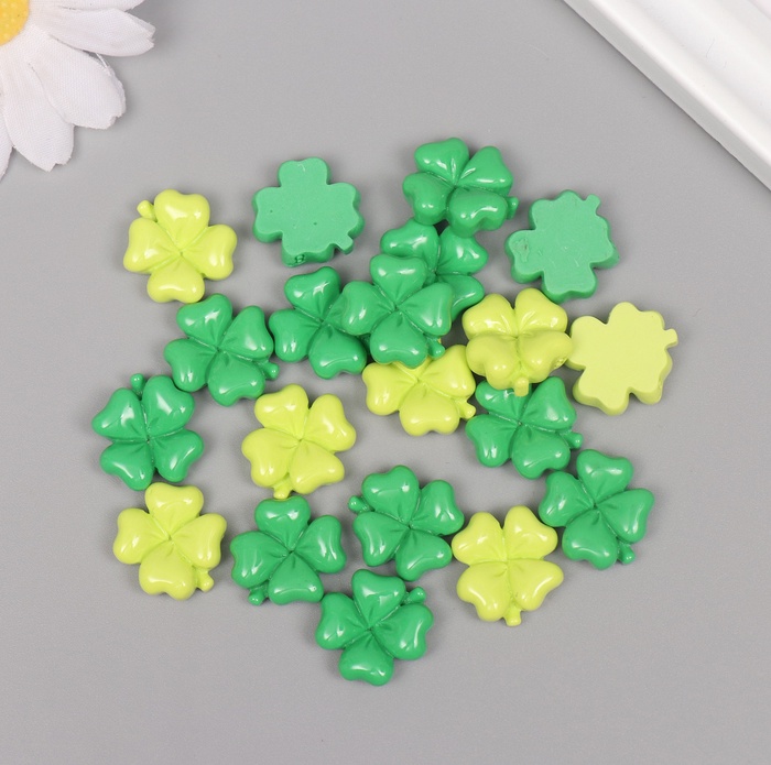 Декор для творчества пластик «Клевер», набор 20 шт., 1.8×1.8×0.6 см