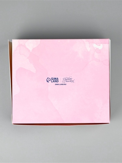 Кондитерская упаковка для макарун с окном, «Самой нежной», 16.5×19×5.5 см