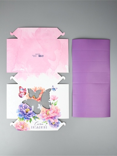 Кондитерская упаковка для макарун с окном, «Самой нежной», 16.5×19×5.5 см