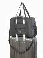 Сумка дорожная, 3 наружных кармана, на молнии, держатель для чемодана, длинный ремень, чёрная - Фото 2