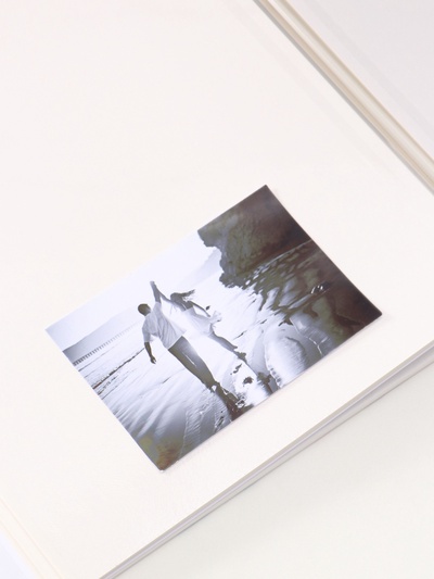 Фотоальбом магнитный 20 листов "Любимые цветы" кожзам, в коробке 2,6х32х33,5 см