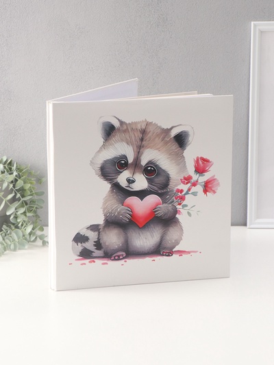 Фотоальбом магнитный на 20 листов «Енотик с сердечком», кожзам, в коробке, 2.6×32×33.5 см