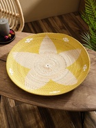 Тарелка декоративная плетёная «Цветок», 50×50×5 см, ротанг, жёлтая - Фото 1