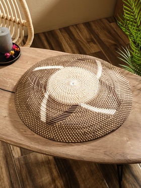Тарелка декоративная плетёная «Узор 1», 50×50×5 см, ротанг