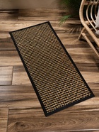 Коврик плетёный из листьев пандануса, 100×45×0.7 см - Фото 1