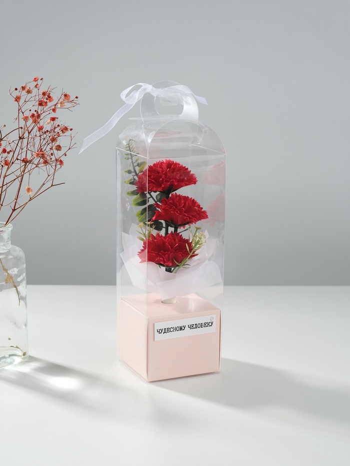 Букет из мыльных лепестков для ванны «Три гвоздики на подиуме», подарочный, красный, 8×8×25 см - Фото 1